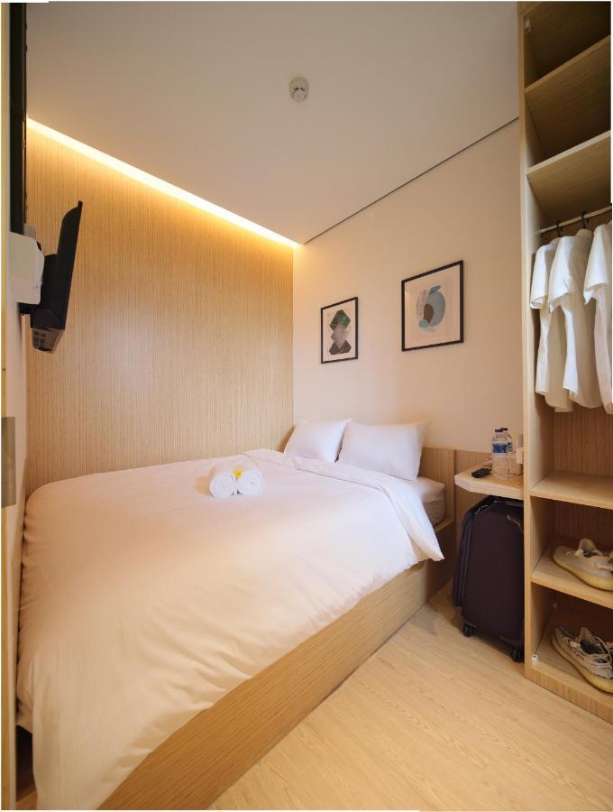 Hotel Cool Living Jakarta Exterior foto