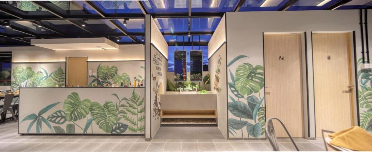 Hotel Cool Living Jakarta Exterior foto